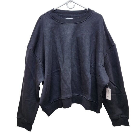 Essentials Sweaters - Womens Oversized Black Sweatshirt  Size 5X Crewneck Casual